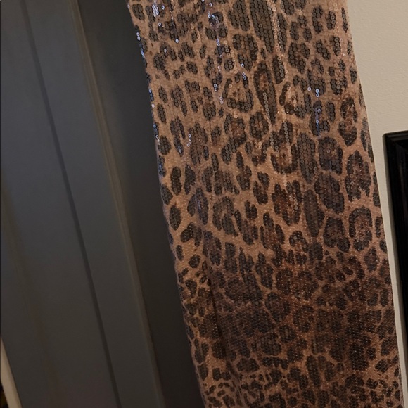 Meshki Leopard Print Dress - Picture 5 of 6